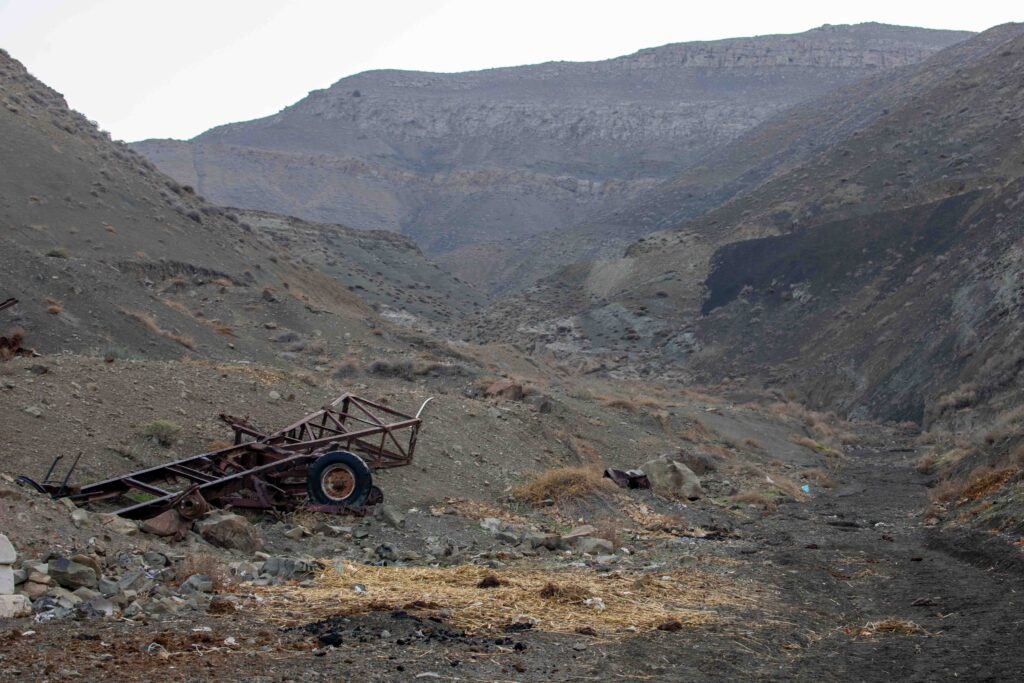 Trailhead to Nokhur Panorama