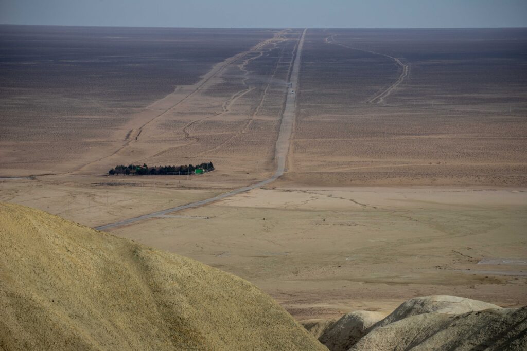 Getting to Yangykala Canyon